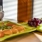 Apartmenthaus Burgenheimat In Bei Koblenz Rhens