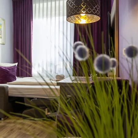 Apartmenthaus Burgenheimat In Bei Koblenz *