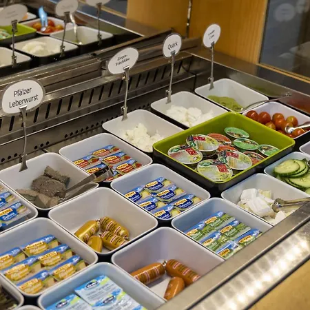 Apartment Apartmenthaus Burgenheimat In Bei Koblenz Rhens