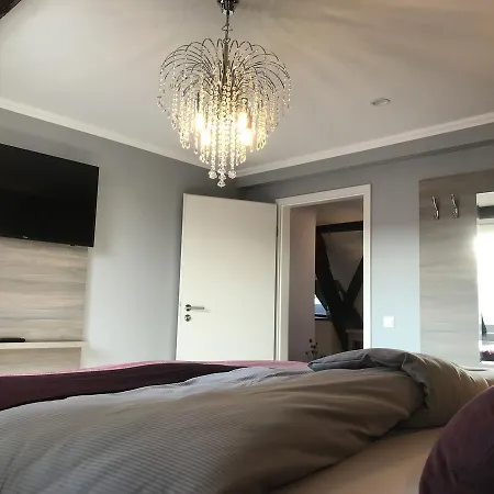 Apartmenthaus Burgenheimat In Bei Koblenz *