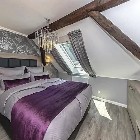 Apartmenthaus Burgenheimat In Bei Koblenz Rhens