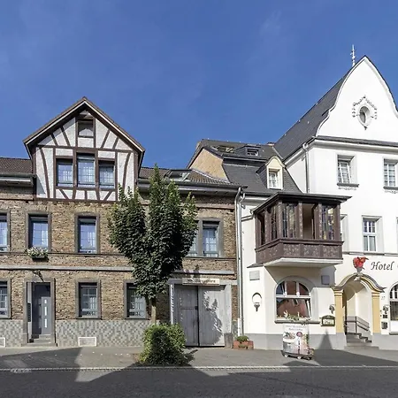 Apartmenthaus Burgenheimat In Bei Koblenz Rhens
