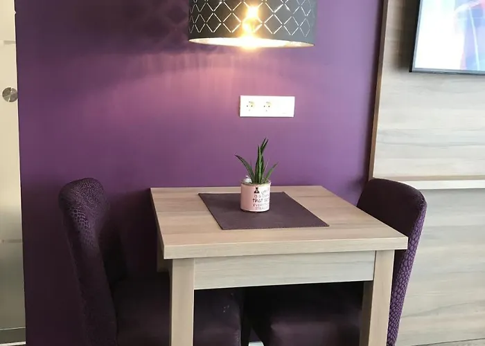 Apartmenthaus Burgenheimat In Bei Koblenz 公寓 伦斯