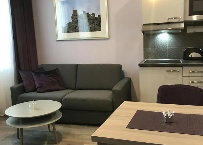 公寓 Apartmenthaus Burgenheimat In Bei Koblenz
