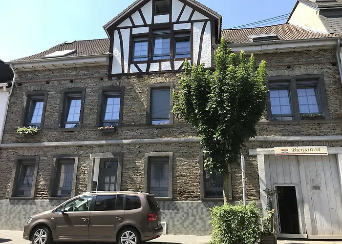 Apartmenthaus Burgenheimat In Bei Koblenz