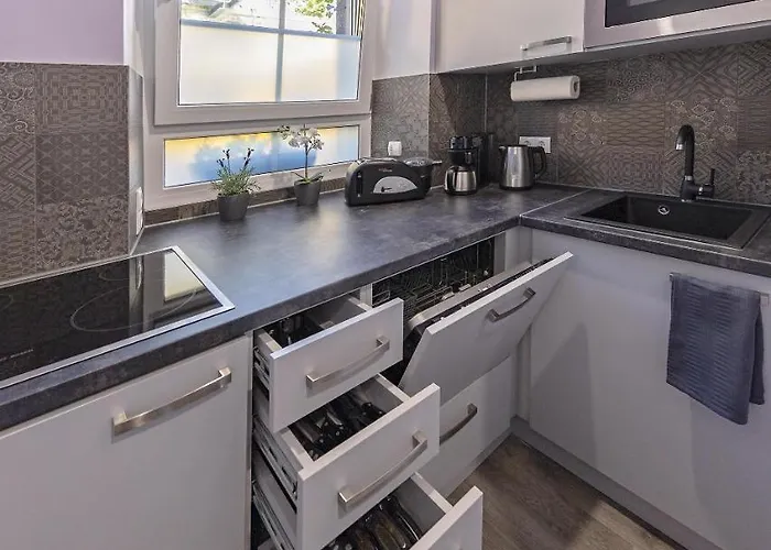 公寓 Apartmenthaus Burgenheimat In Bei Koblenz *