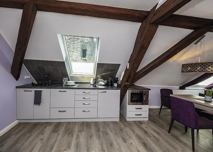 Apartmenthaus Burgenheimat In Bei Koblenz *