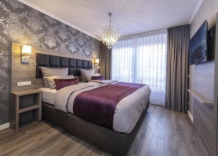 Apartmenthaus Burgenheimat In Bei Koblenz 公寓 *